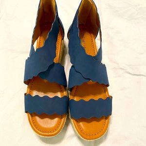 Indigo Scalloped Wedges